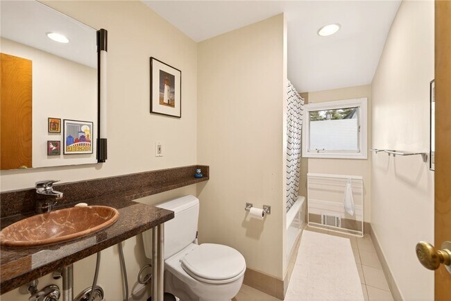 Building Photo - 53 Golfside Pkwy