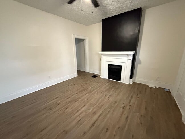 Building Photo - 975-977_MILLER AVE