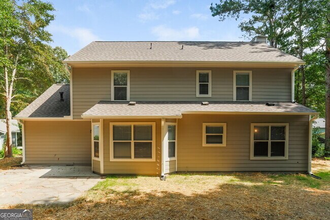 Building Photo - 3280 Pond Ridge Trail