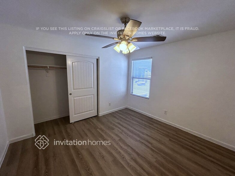 Building Photo - 1373 S Ponderosa Dr