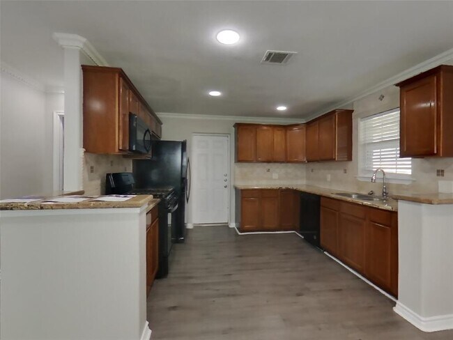 Building Photo - 21114 Southern Colony Ct