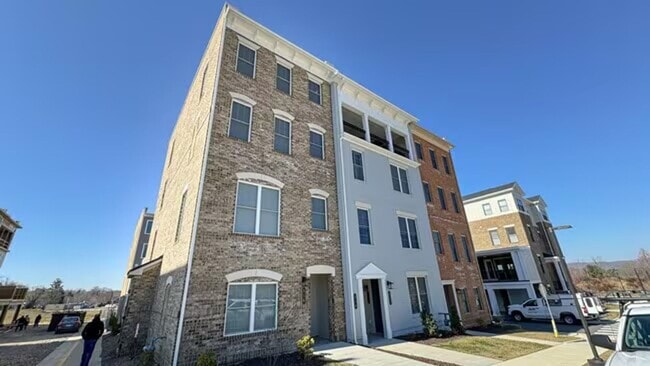 Primary Photo - Gorgeous Townhome For Rent in the heart of...