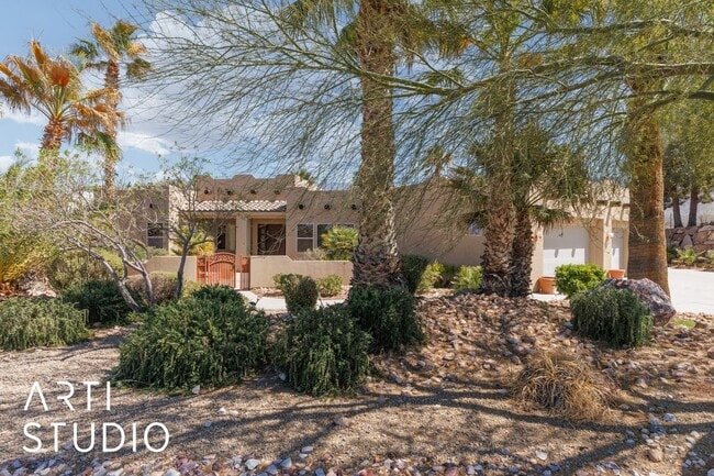 Building Photo - Beautiful 4 Bedroom, 3.5 Bath Home in Scenic