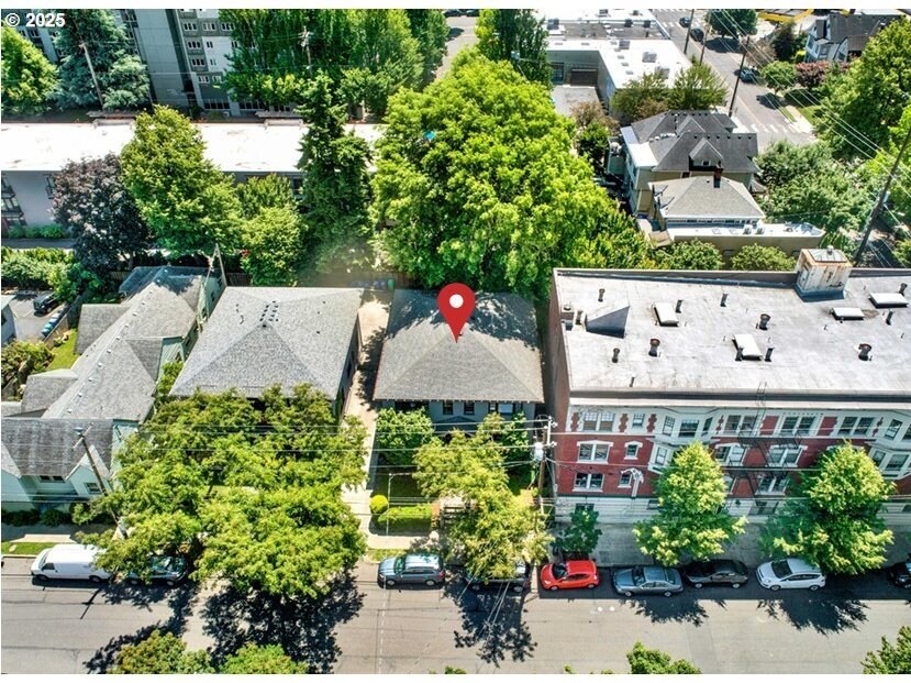 Building Photo - 2066 NW Overton St