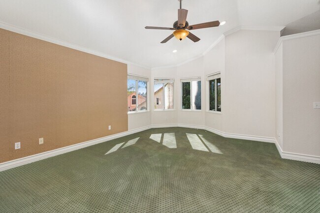 Building Photo - 30207 Silver Ridge Ct
