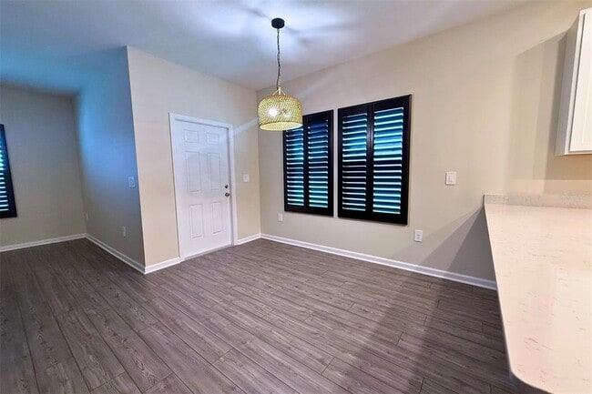 Building Photo - 4939 SW 81st Lp