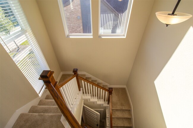 Building Photo - 18610 Parkland Square Pl