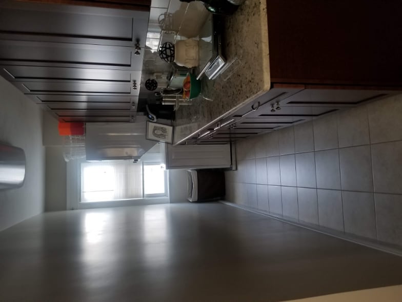 Building Photo - 2 Clarendon St