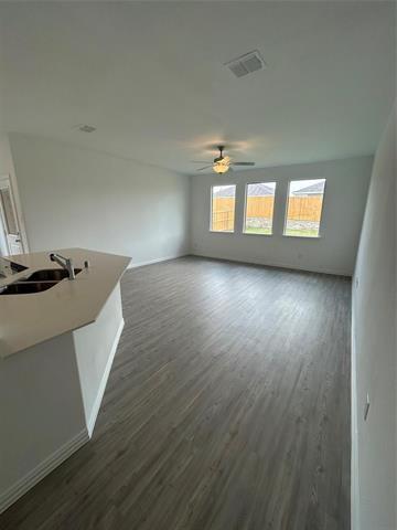 Building Photo - 1128 Desert Willow Dr