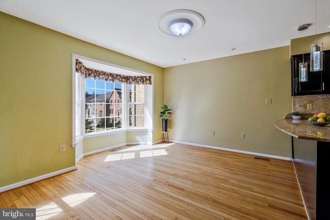 Building Photo - 4638 Luxberry Dr