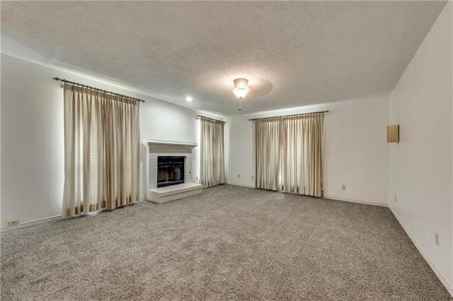 Building Photo - 3043 Modella Ave