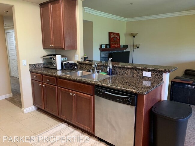 Building Photo - 2 br, 2 bath House - 1434 Marshall Road Un...