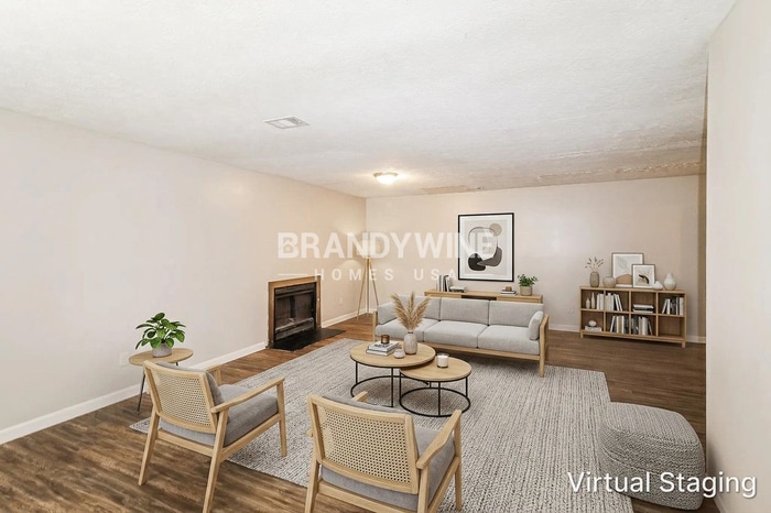 Building Photo - 2037 Mallard Way