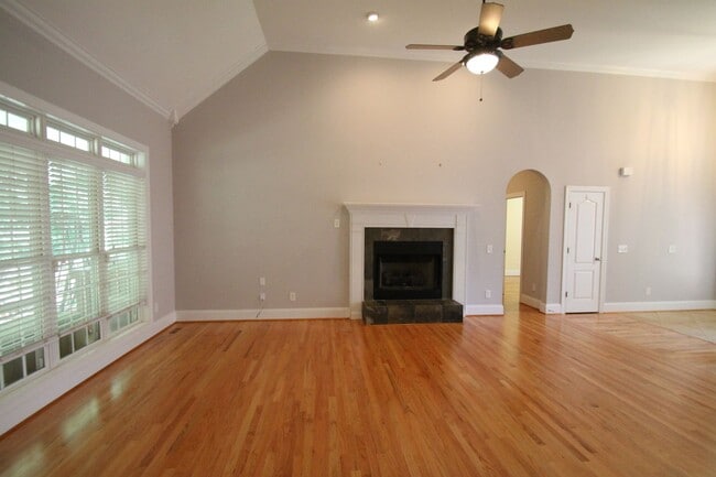 Building Photo - Exclusively Offered By Muse Realty Rentals, LLC