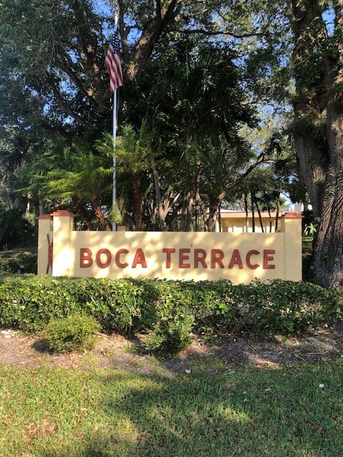 Building Photo - 866 SW 9th St Cir