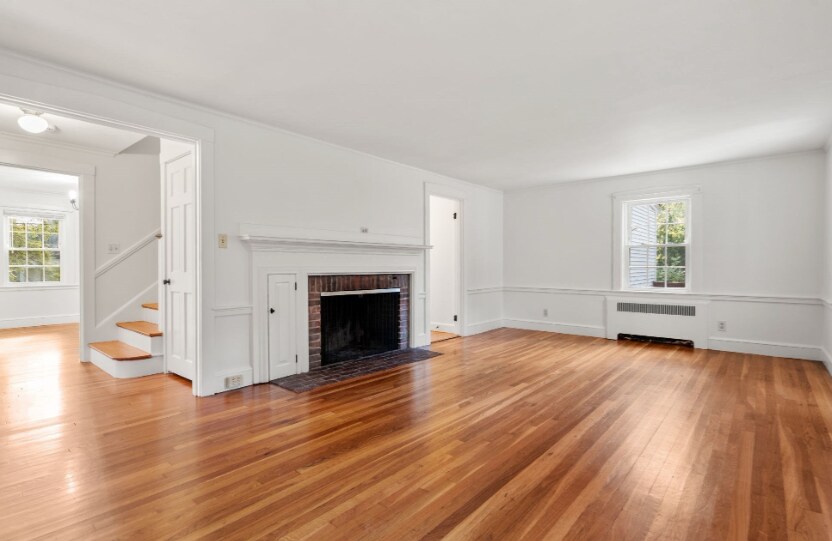 Building Photo - 410 Conant Rd