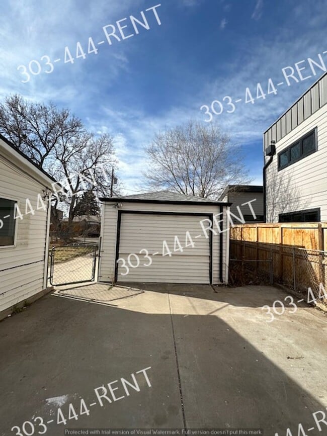 Building Photo - Charming Rental in the Heart of Denver’s West Side