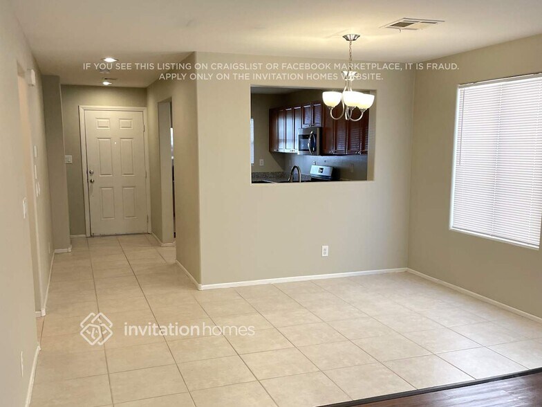 Building Photo - 10619 Gibbous Moon Dr