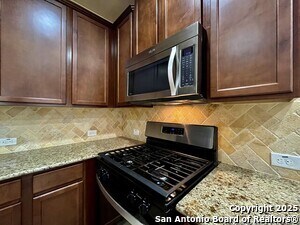 Building Photo - 8406 Loska Grn