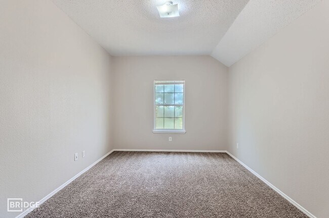 Building Photo - 1507 Walnut Ridge Dr