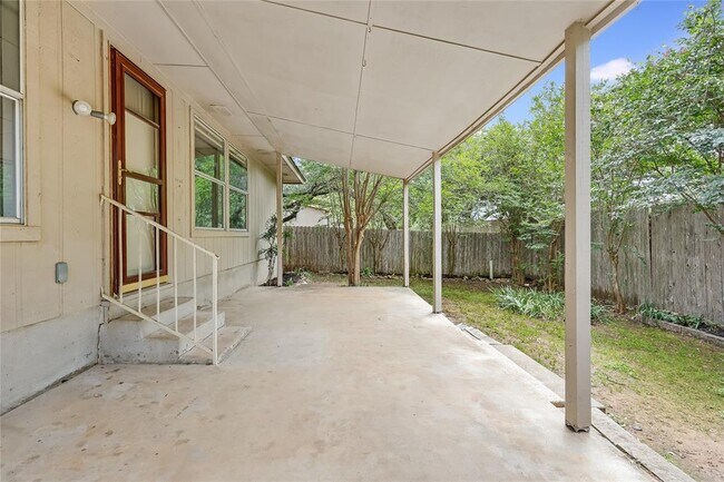 Building Photo - 3109 Blazing Star Trail