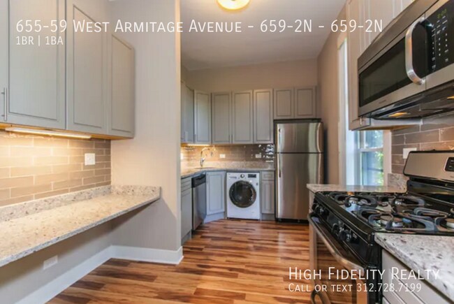 Building Photo - 655 W Armitage Ave