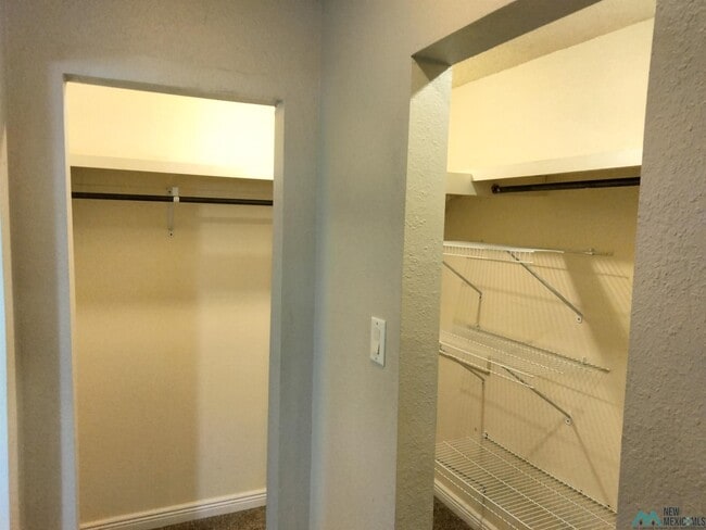 Building Photo - 1808 Arcineiga Dr