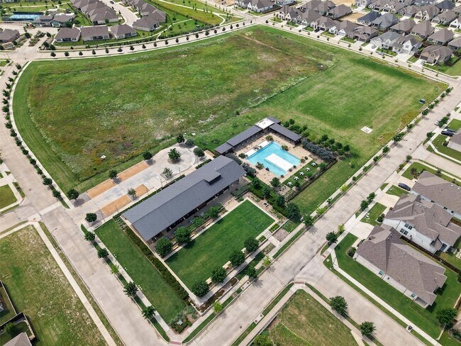 Building Photo - 6009 Firefox Ln