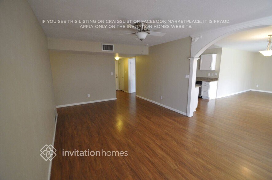 Building Photo - 3410 W Orchid Ln