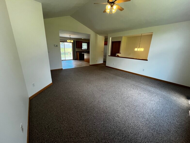 Building Photo - 788 Graafschap Rd