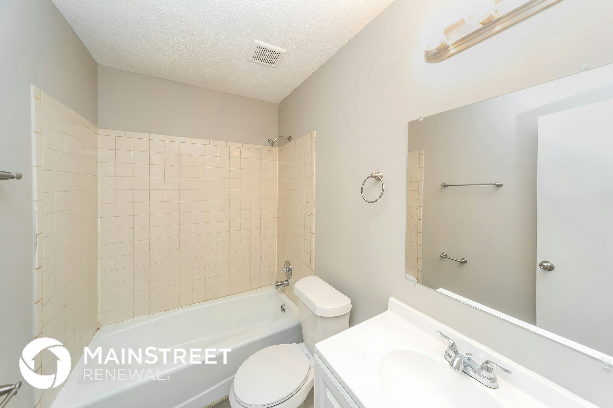 Building Photo - 3978 Silverleaf Rd