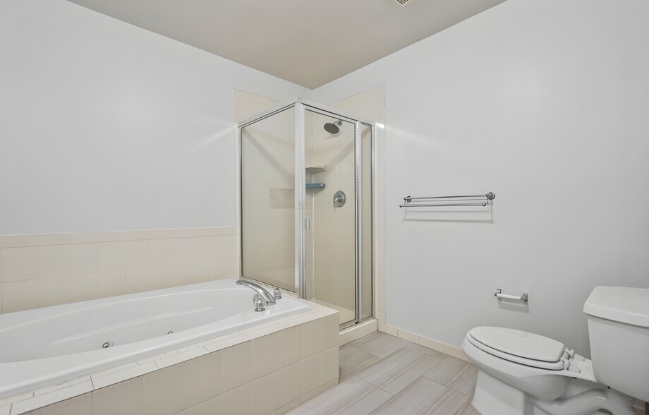 Primary Bathroom - 107 Brittany Ct