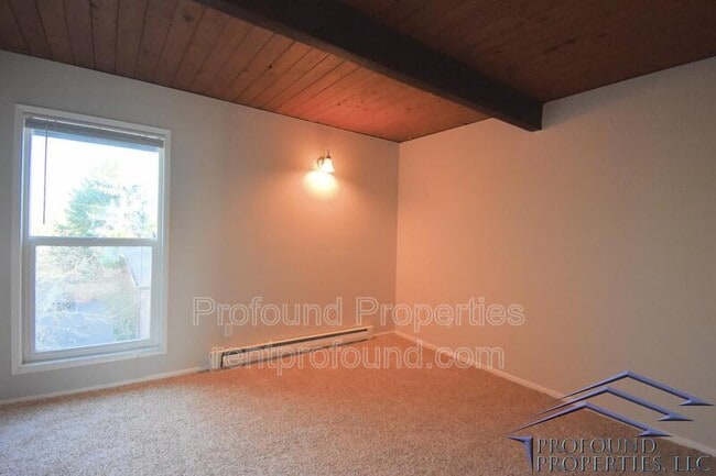 Building Photo - 6030 SW 130th Ave