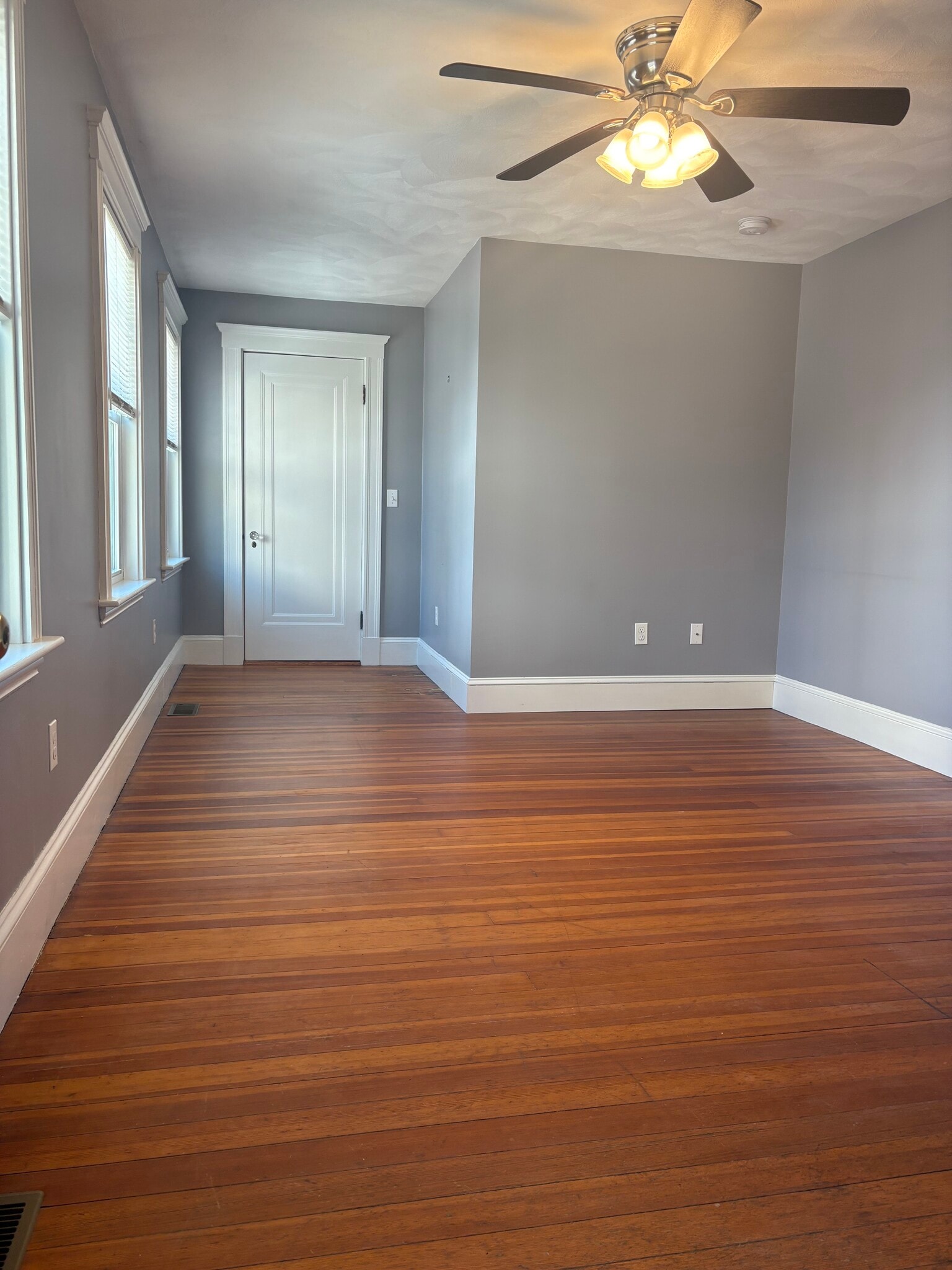 Living Room - 12 Madison Ave