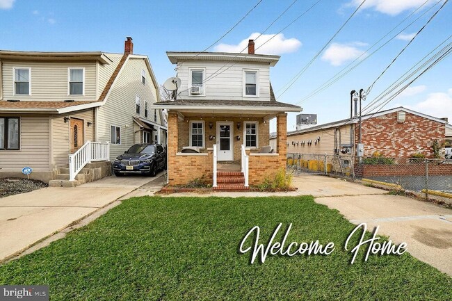 Primary Photo - 18 Myrtle Ave