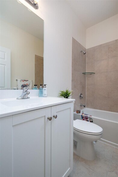 Building Photo - 6502 S Anise Ct