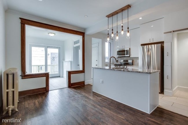 Building Photo - 3 br, 3 bath Townhome - 702 Ingraham St NW