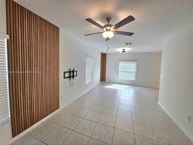 Building Photo - 6346 Back Forty Lp