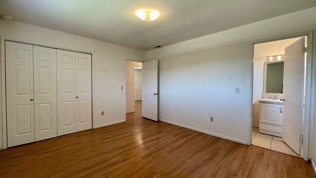 Building Photo - 4 Bedroom 2 Bathroom House with Fenced Yard in SLO