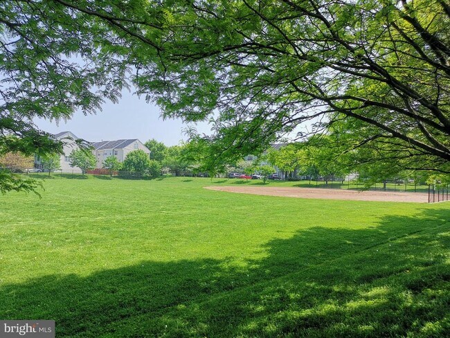 Building Photo - 18715 Sparkling Water Dr