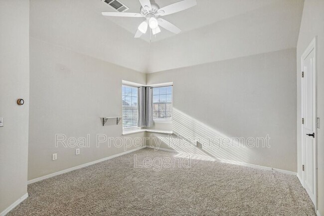 Building Photo - 5004 Seville Ln