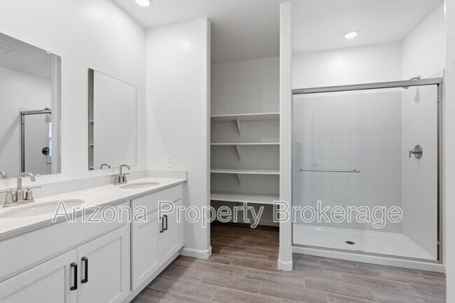 Building Photo - 18252 Avenida De Sol