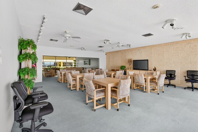 Building Photo - 3540 S Ocean Blvd
