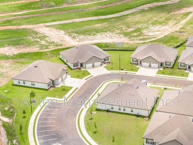 Building Photo - 2141 Houston Lake Rd