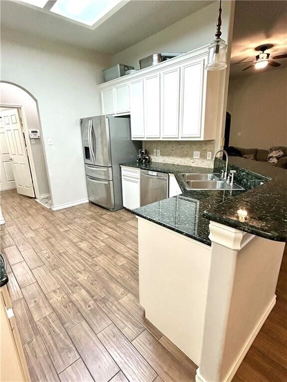 Building Photo - 7005 Vineyard Dr