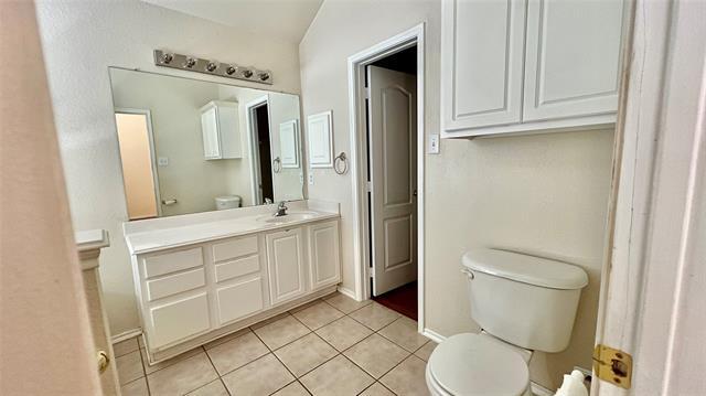 Building Photo - 203 Waterford Dr