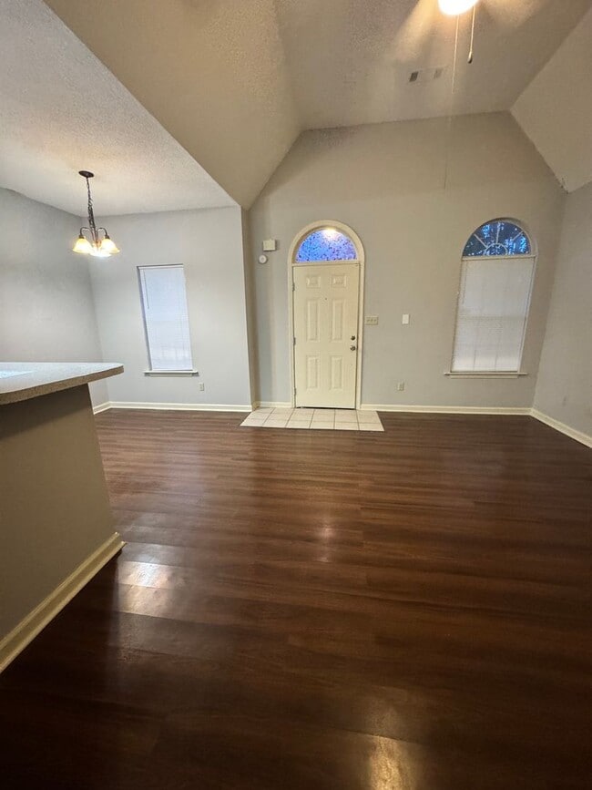 Building Photo - 1271 Brady Hollow Ln
