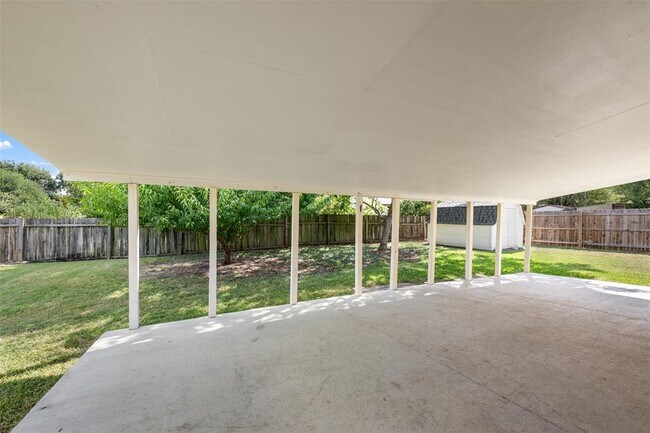 Building Photo - 1807 Verbena Way