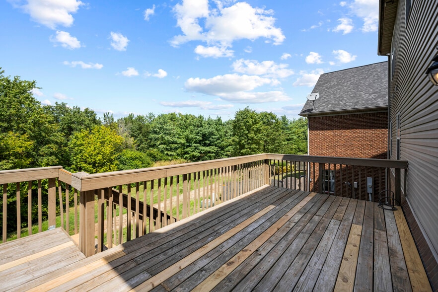 Elevated Deck fitted with Nathural gas hookup for BBQ Grill, Green Spaces and Tree Line - 393 Hays Blvd