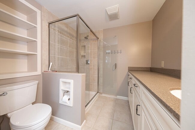 Building Photo - Beautiful 3 Bedroom Home in Franklin Regional School District